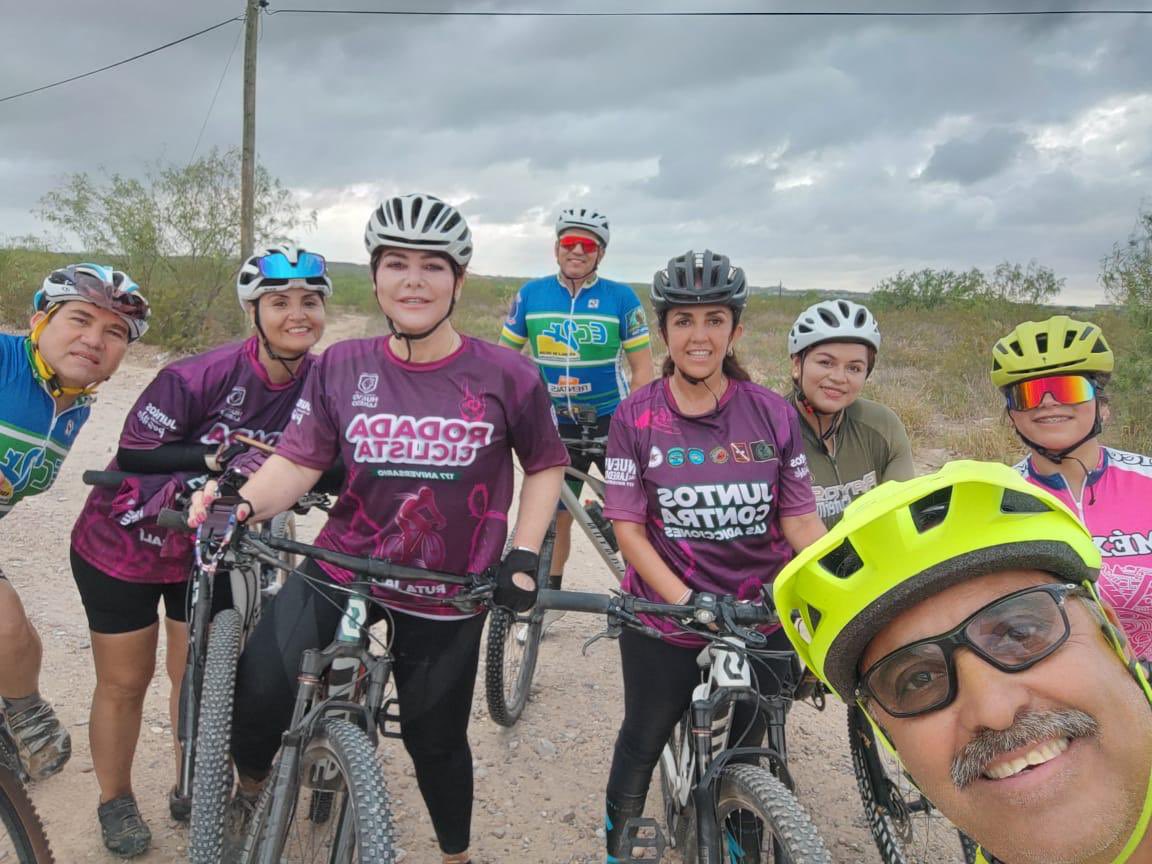 ¡Contenta es poco! 🤩 Esta mañana participé en la Rodada Ciclista: Juntos Contra las Adicciones, 🚴🏻‍♀️una gran actividad dentro de los festejos por el 177 Aniversario de Nuevo Laredo… ¡y la verdad me la pasé a todo dar! 😎🫶🏻

Gracias de corazón a todas y todos los que se sumaron,