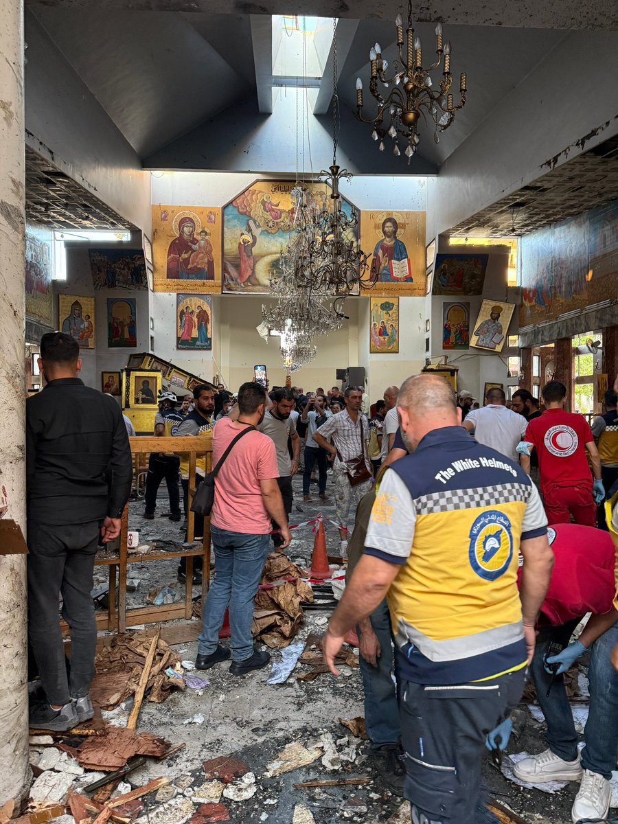 k7ybnd99's tweet photo. لا يوجد أكثر إرهابا من الداعشي الذي قتل المصلين الآمنين في الكنيسة إلا إرهابيي أوجلان الذين أطلقوه من السجن.. حذرنا عدة مرات ونقلنا تقارير تفيد بإطلاق قسد لعشرات الدواعش من سجونها وحذرنا من الأيادي الإيرانية التي تتعامل وتنسق معهم https://t.co/iTP6MYwj8L