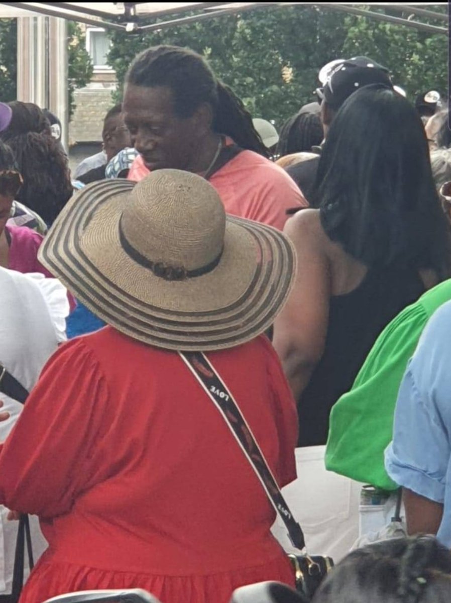 Amazing Windrush Community Lunch event at Brixton Windrush Square today. Here are some pictures of Met BPA engaging with diverse community partners.

Thread 🧵
