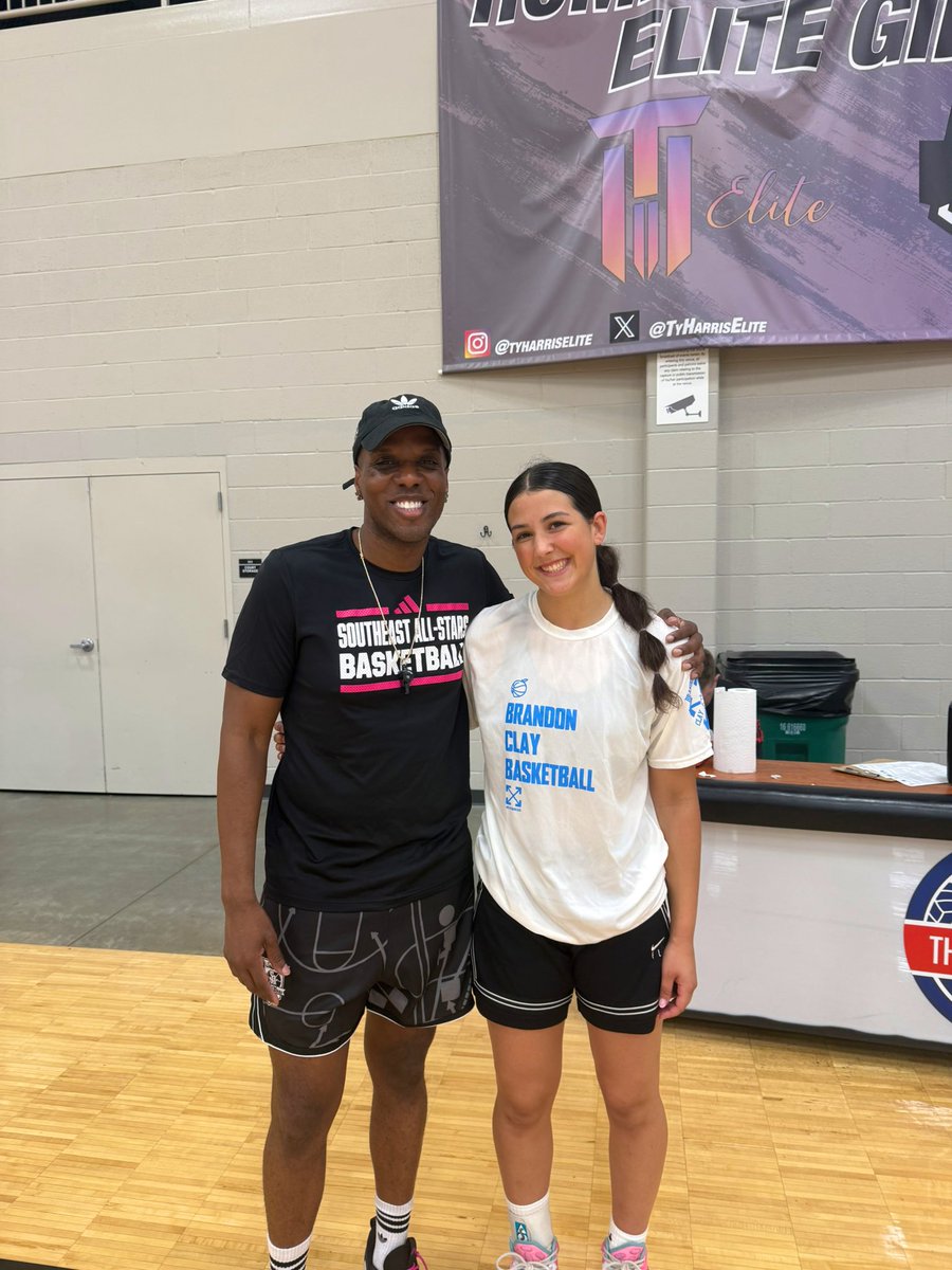 Lola Morelli (@lola_cmorelli) on Twitter photo Had a great two days at <a href="/BrandonClayPSB/">B r a n d o n C l a y</a> All-American camp!! Thank you Brandon for the opportunity and all your help! Had a great two days at <a href="/BrandonClayPSB/">B r a n d o n C l a y</a> All-American camp!! Thank you Brandon for the opportunity and all your help!