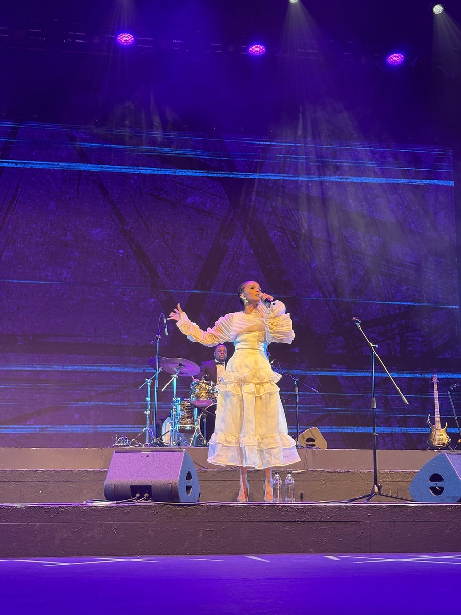 Powerfm987's tweet photo. Musician @simphiwedana performs live at the Joburg theatre as we celebrate 12 years of POWER and President Mbeki turning 83.

#12YEARSOFPOWER #MBEKI83 https://t.co/iQS2C6rTC6