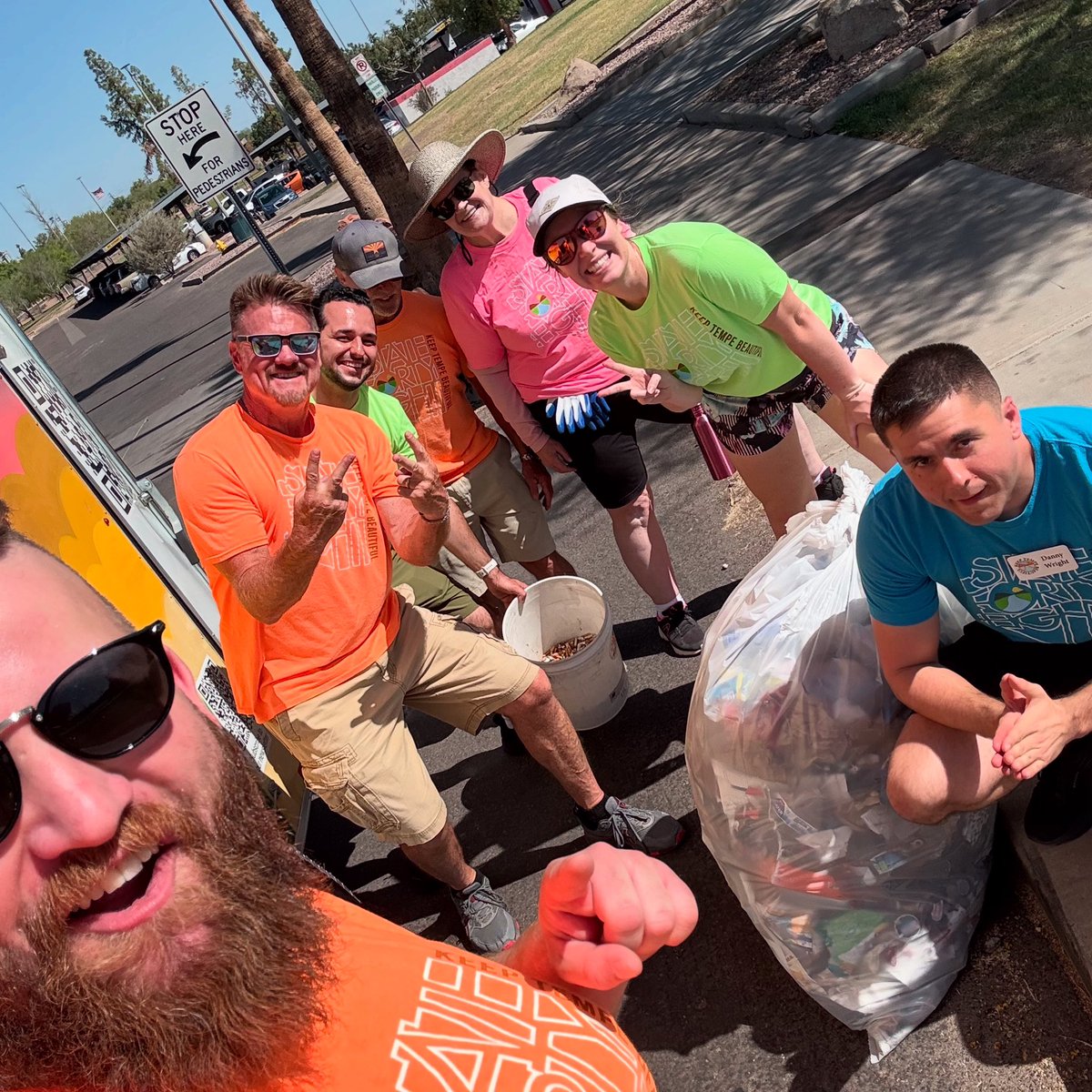keeptempebtfl's tweet image. 🔥☀️ Early Morning Heat, Same Big Impact! 💪🌳

On Saturday, June 21st, Keep Tempe Beautiful hosted a Summer Cleanup at Kiwanis Park, and even with temps soaring over 100°F, our volunteers showed up strong to keep Tempe looking its best!

💚 By the Numbers:
• 36 volunteers
• 54…