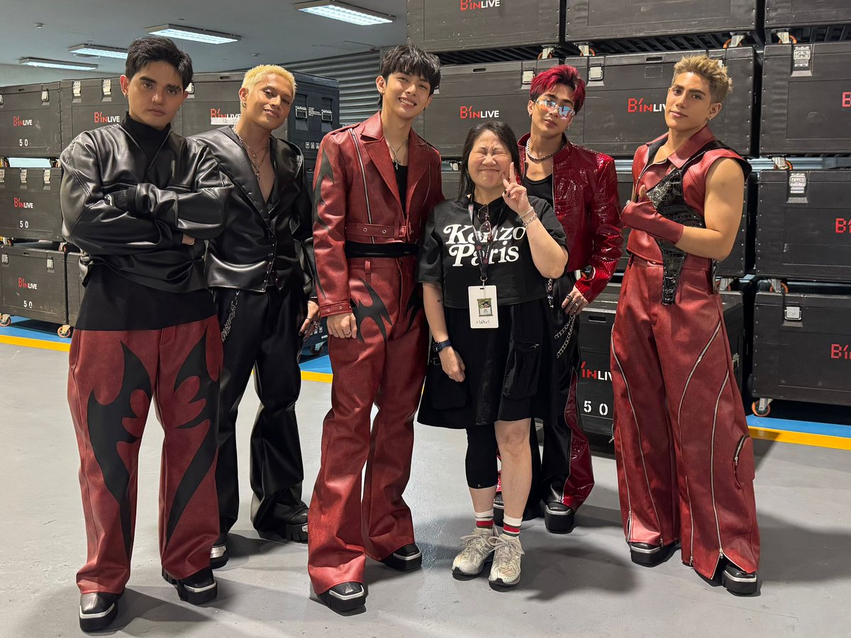 whochen's tweet image. #SB19hitopop2025
#Taiwan #hitFM link : (GOGOGO!!! A'TIN!!!) 
youtu.be/jb04JQkATuc?si…
SB19 x OZONE : Challenge Part I 
instagram.com/p/DLNKLFQzp1e/
instagram.com/p/DLNKhgrTh3C/