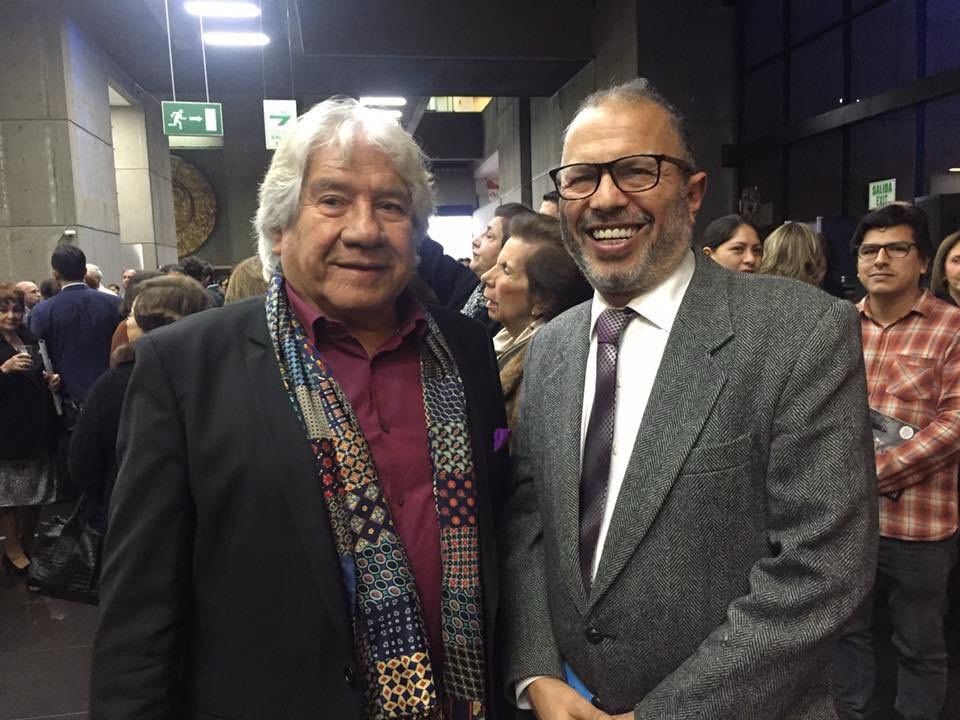 🎨 Gerardo Chávez, un pedazo del Perú en colores y símbolos, nos dejó. Su arte era memoria e identidad. 🖼️ Más que un genio, fue un amigo leal que marcó mi hogar y corazón. Gracias por tu luz. ✨ #GerardoChávez #ArtePeruano