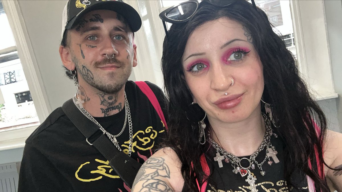 shawnnaes tweet media