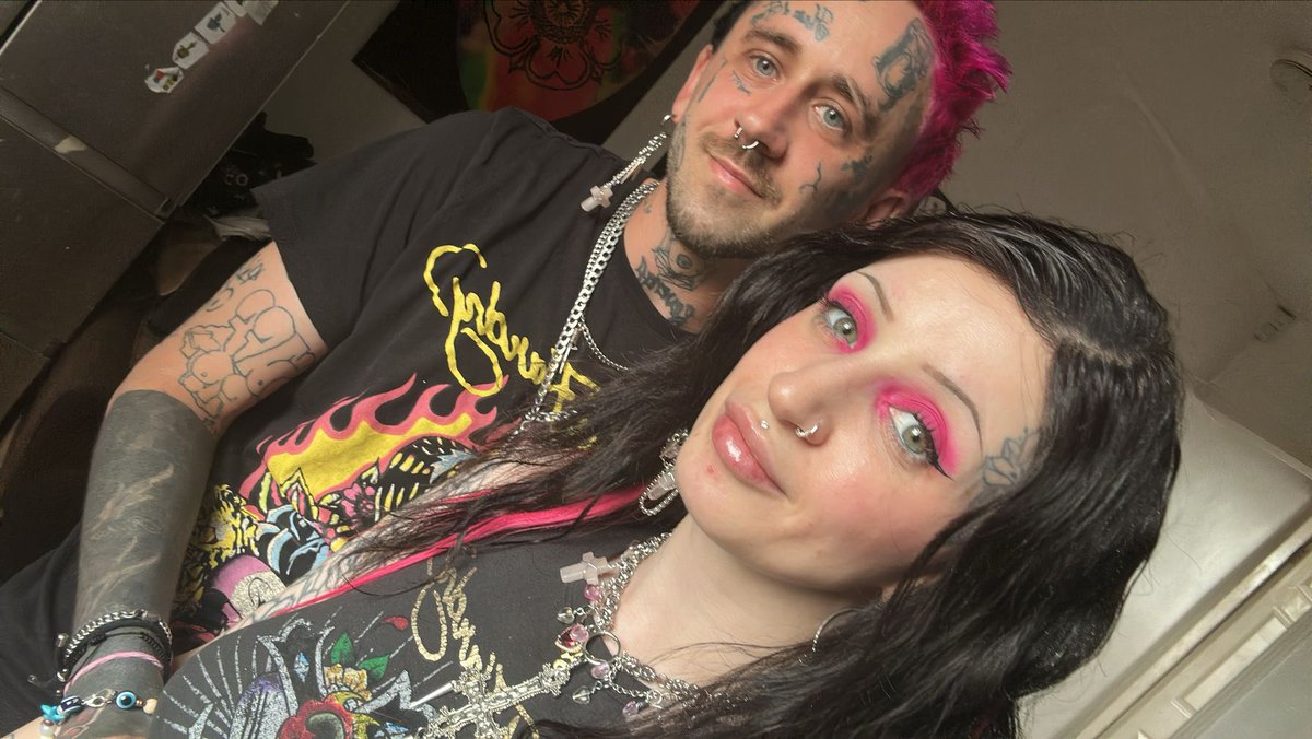 shawnnaes tweet media