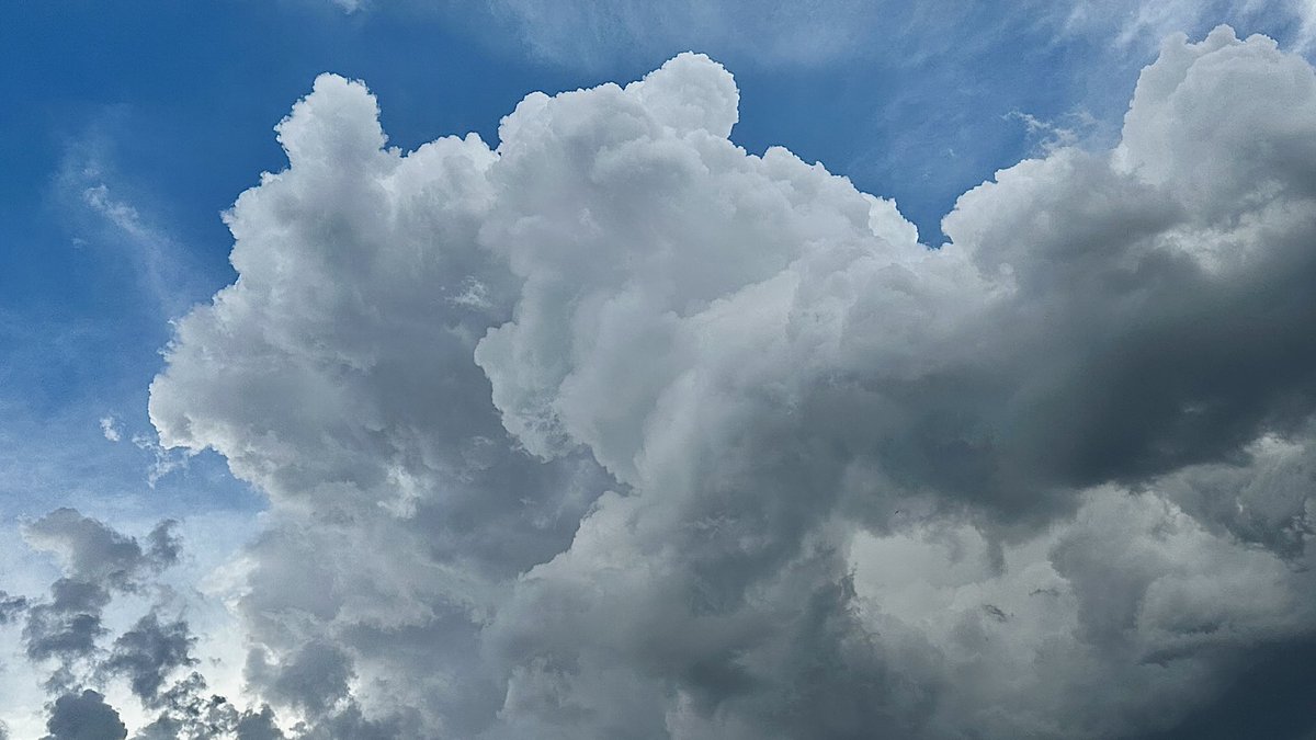Xavier Coll (@xcollgi) on Twitter photo Cel amenaçador a les 19:45 h #ivarsdurgell <a href="/meteocat/">Meteocat</a> <a href="/MeteoMauri/">MeteoMauri</a> <a href="/meteorac1/">Meteorologia RAC1</a> <a href="/eltempsTV3/">El temps</a> <a href="/AEMET_Cat/">AEMET_Cataluña</a> <a href="/climadelleida/">Climadelleida/meteoponent</a> <a href="/SoniaPapell/">Sònia Papell</a> <a href="/gemmapuigf/">Gemma Puig Feliu</a> Cel amenaçador a les 19:45 h #ivarsdurgell <a href="/meteocat/">Meteocat</a> <a href="/MeteoMauri/">MeteoMauri</a> <a href="/meteorac1/">Meteorologia RAC1</a> <a href="/eltempsTV3/">El temps</a> <a href="/AEMET_Cat/">AEMET_Cataluña</a> <a href="/climadelleida/">Climadelleida/meteoponent</a> <a href="/SoniaPapell/">Sònia Papell</a> <a href="/gemmapuigf/">Gemma Puig Feliu</a>