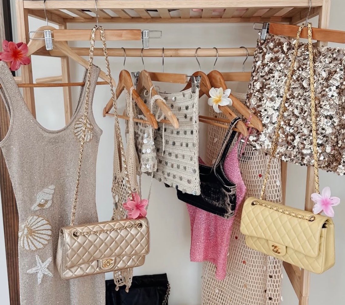 𝑭𝒍𝒐𝒓𝒂 tweet media