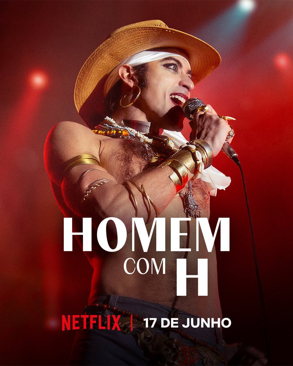 fewmoura's tweet photo. Sem palavras para o documentário do Ney Matogrosso, Homem com H. 
Essa homenagem pra ele é um justo reconhecimento da sua contribuição pra nossa música e nossa história.

Além da atuação de Jesuíta Barbosa, que é digna de aclamação. https://t.co/f8tMPgKmSl