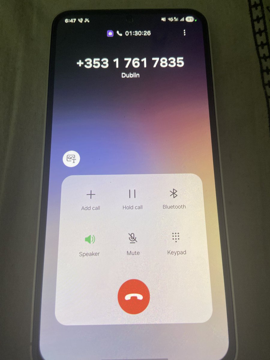 oopsnewsonly's tweet photo. Hi @AerLingus i am trying to book a ticket and your helpline put me on hold for more than one hour. very pathetic customer service. https://t.co/faoXFIhumq