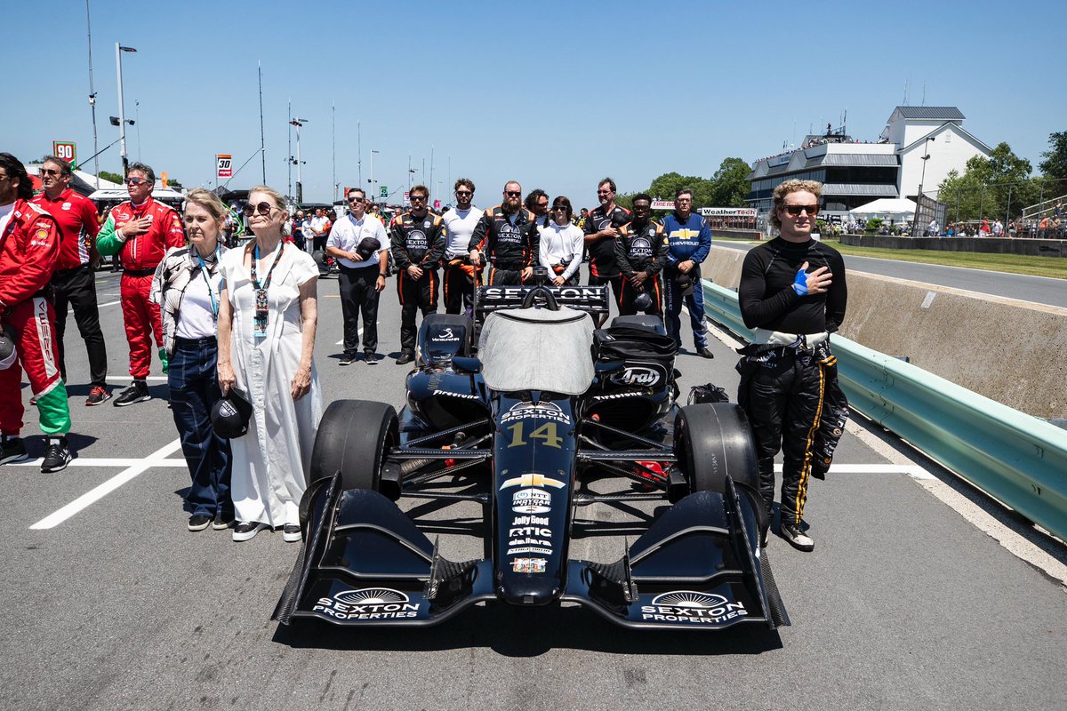 This one is for Marlyne Sexton. ❤️

It’s extra special having her daughters, Nicole and Tracy, here with us today.