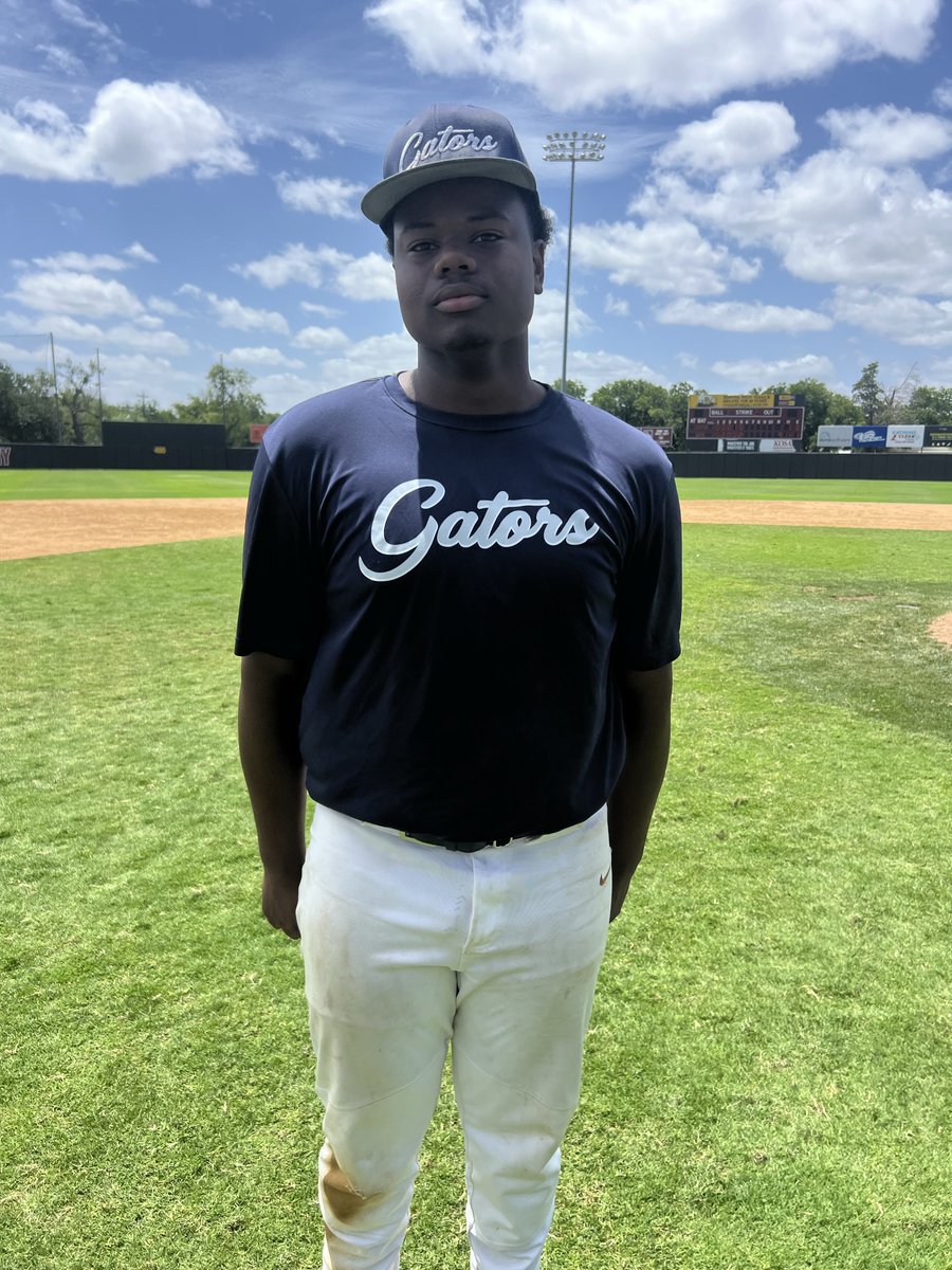 FiveToolTexas's tweet image. F: Texas Gators 9, Texas Baseball 1
PoG: @B_Freeman2027 2-3, HR, 3 RBI, 2R