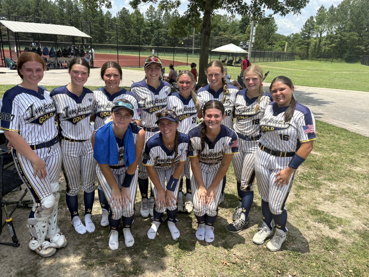 It’s hot in Chattanooga but we are in the final 4!!!
#goldblooded