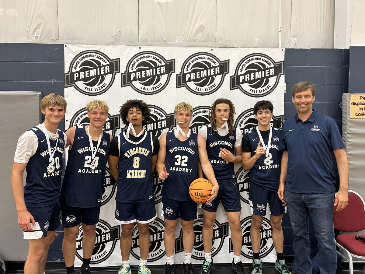 SEAFacilities's tweet image. 🚨CHAMPIONS🚨
Congratulations to @WiscoAcademy - Osterhaus for winning the 2025 SEA Showdown Varsity Division‼️
#SEA