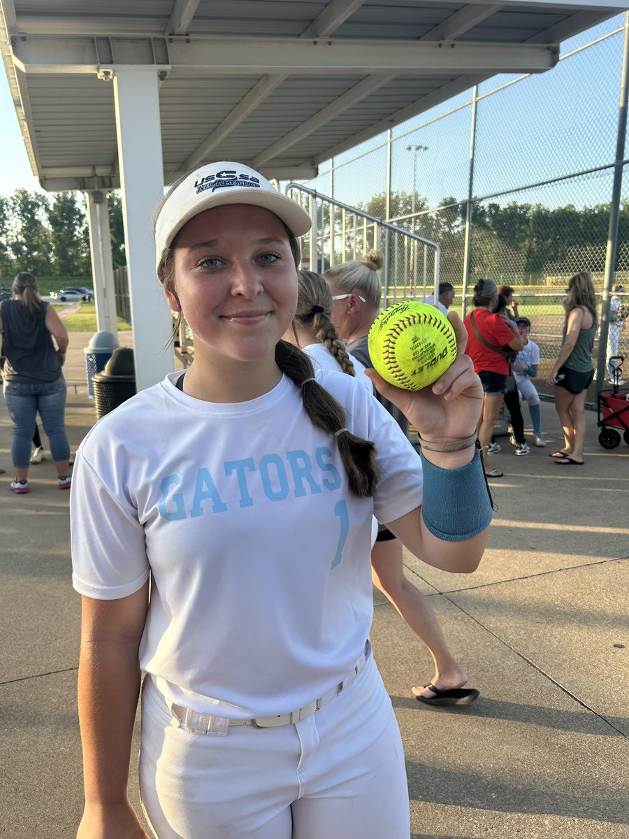 Evelyn (Evie) Poggas tweet media