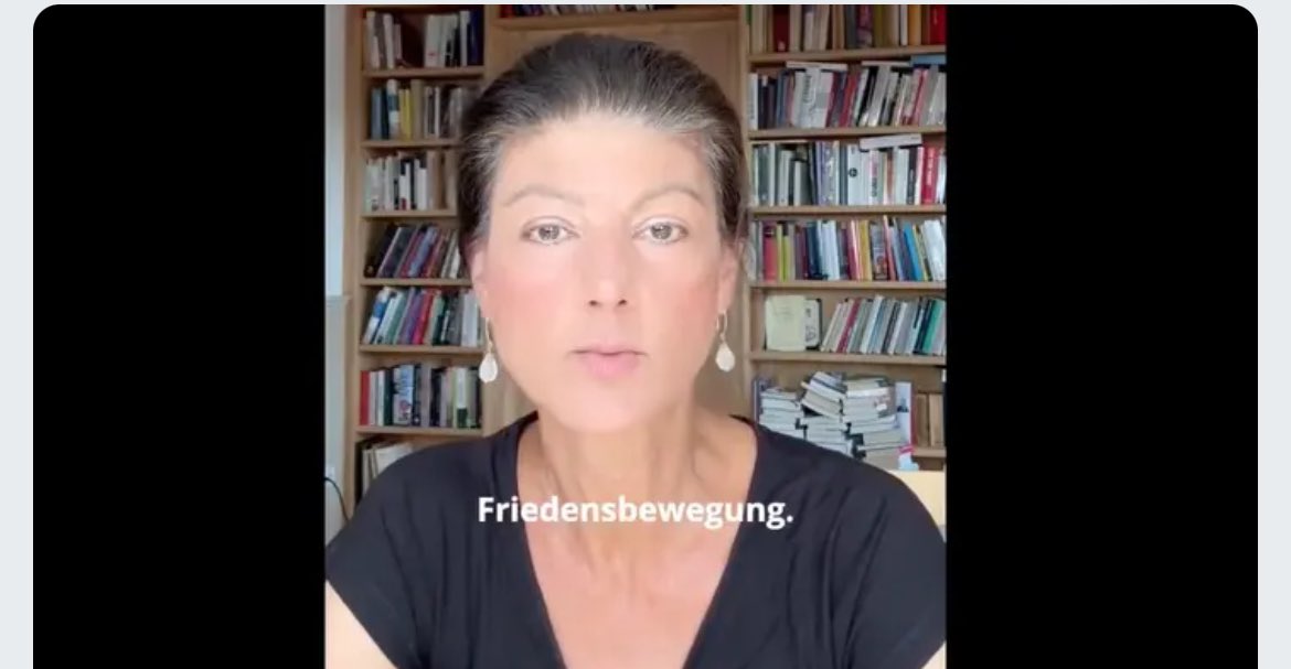 Alexander Wallasch (@alexwallasch) on Twitter photo Sie ist wieder da: Das ist die Stunde der Sahra Wagenknecht. „Die USA sind der größte unter den Schurkenstaaten“. Wo bleibt die große deutsche Friedensbewegung? Hört auf mit dem Wahnsinn! <a href="/SWagenknecht/">Sahra Wagenknecht</a> <a href="/SevimDagdelen/">Sevim Dağdelen</a> <a href="/bundeskanzler/">Bundeskanzler Friedrich Merz</a> <a href="/HGMaassen/">Hans-Georg Maaßen</a> BITTE HIER LESEN: Sie ist wieder da: Das ist die Stunde der Sahra Wagenknecht. „Die USA sind der größte unter den Schurkenstaaten“. Wo bleibt die große deutsche Friedensbewegung? Hört auf mit dem Wahnsinn! <a href="/SWagenknecht/">Sahra Wagenknecht</a> <a href="/SevimDagdelen/">Sevim Dağdelen</a> <a href="/bundeskanzler/">Bundeskanzler Friedrich Merz</a> <a href="/HGMaassen/">Hans-Georg Maaßen</a> BITTE HIER LESEN: