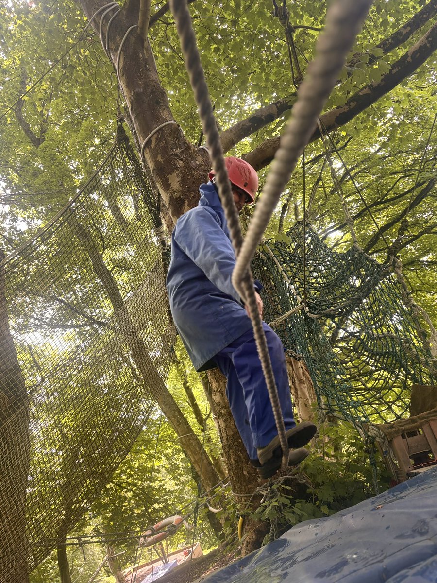 Steve &amp; Fran were back out today with pupils from <a href="/oakwoodG34/">Oakwood Primary School</a> #oakwoodBV25.  In the morning we were gorgewalking in Smugglers gorge &amp; in the afternoon we were orienteering and in the ropes course great effort by all 😎👍.  #GlasgowCityCouncil <a href="/BlairvadachOEC/">Blairvadach Outdoor Education Centre - Glasgow</a>