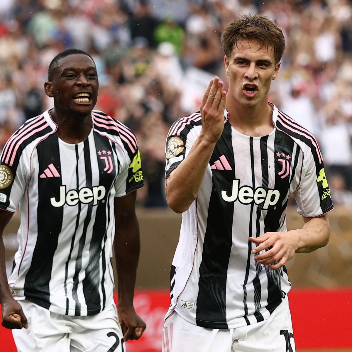 FIFA Dünya Kulüpler Şampiyonası'nda Juventus, Fas ekibi Wydad Casablanca'yı 4-1 mağlup etti ve 2'de 2 yaptı. 

⚽️ 6'  Abdelmounaim Boutouil (k.k) 
🇹🇷⚽️ 16' Kenan Yıldız 
⚽️ 25' Thembinkosi Lorch
🇹🇷⚽️ 69' Kenan Yıldız 
⚽️ 90' Dusan Vlahovic