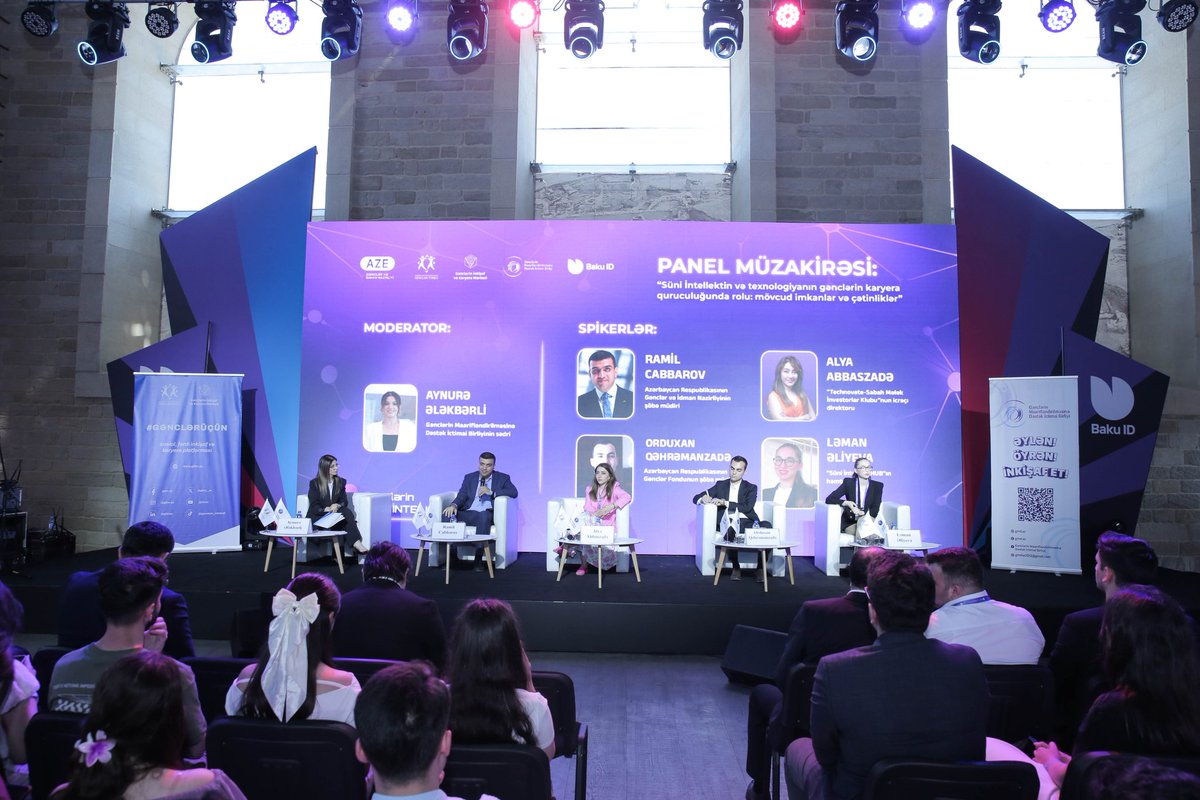 officialmys's tweet photo. “Baku ID” innovasiya festivalı çərçivəsində Gənclərin Süni İntellekt Forumu keçirilib.
Ətraflı: https://t.co/przMXV71x4
#AZEyouth #GIKM #AzGF #birkimibirlikdə #AzərbaycanGəncləri https://t.co/ttI0wvrPhf