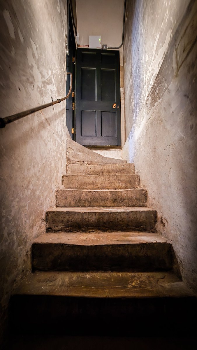 davidgoulden's tweet photo. Two iconic staircases in two iconic locations. It's been a busy weekend with a secret filming project @NotheFort on Friday night and a public event @ShireHallDorset last night. #History #Heritage #Dorset https://t.co/QXqcBIG1MZ