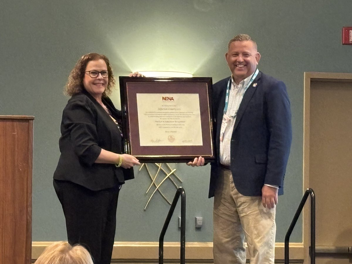 HamblenCo911's tweet photo. There are only 10 NENA P.I.E.R. Award agencies … and THREE of them are in TENNESSEE!! Congrats to Jefferson County ECD and Loudon County ECD on joining @HamblenCo911 and receiving this award today!!   #NENA2025 https://t.co/GmwK3Ejqv7