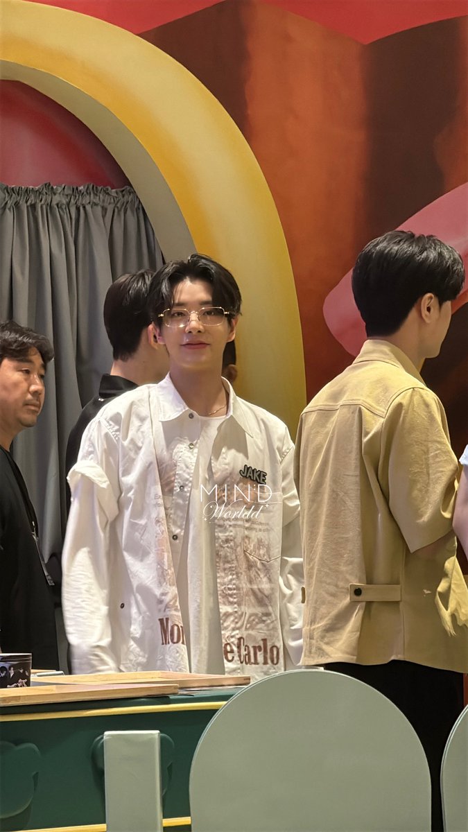 น้องค้าบบบ
#ShopeexEnhypenFansignandCafe