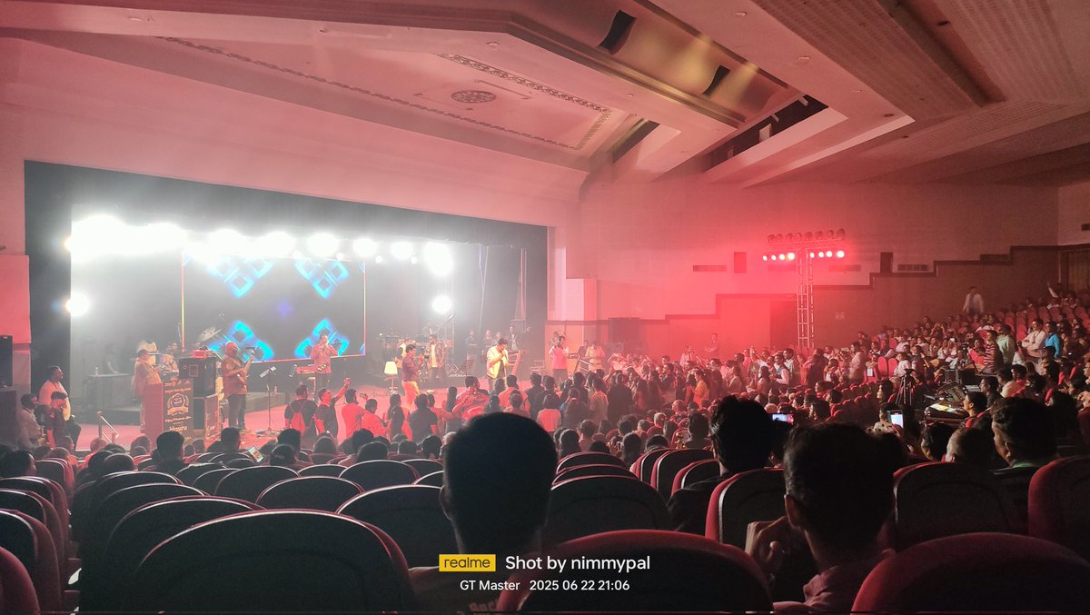 equa-nimmi-ty (@nimmypal) on Twitter photo Thank you for the excellent concert today <a href="/rvijayprakash/">vijay prakash</a> . You're a bundle of energy, humor, intelligence & talent. I hope I attend 100s of concerts in which you feature. Your rendition of Om Shivoham was cathartic. Happy you had old songs in your set. Didn't want the musictostop Thank you for the excellent concert today <a href="/rvijayprakash/">vijay prakash</a> . You're a bundle of energy, humor, intelligence & talent. I hope I attend 100s of concerts in which you feature. Your rendition of Om Shivoham was cathartic. Happy you had old songs in your set. Didn't want the musictostop