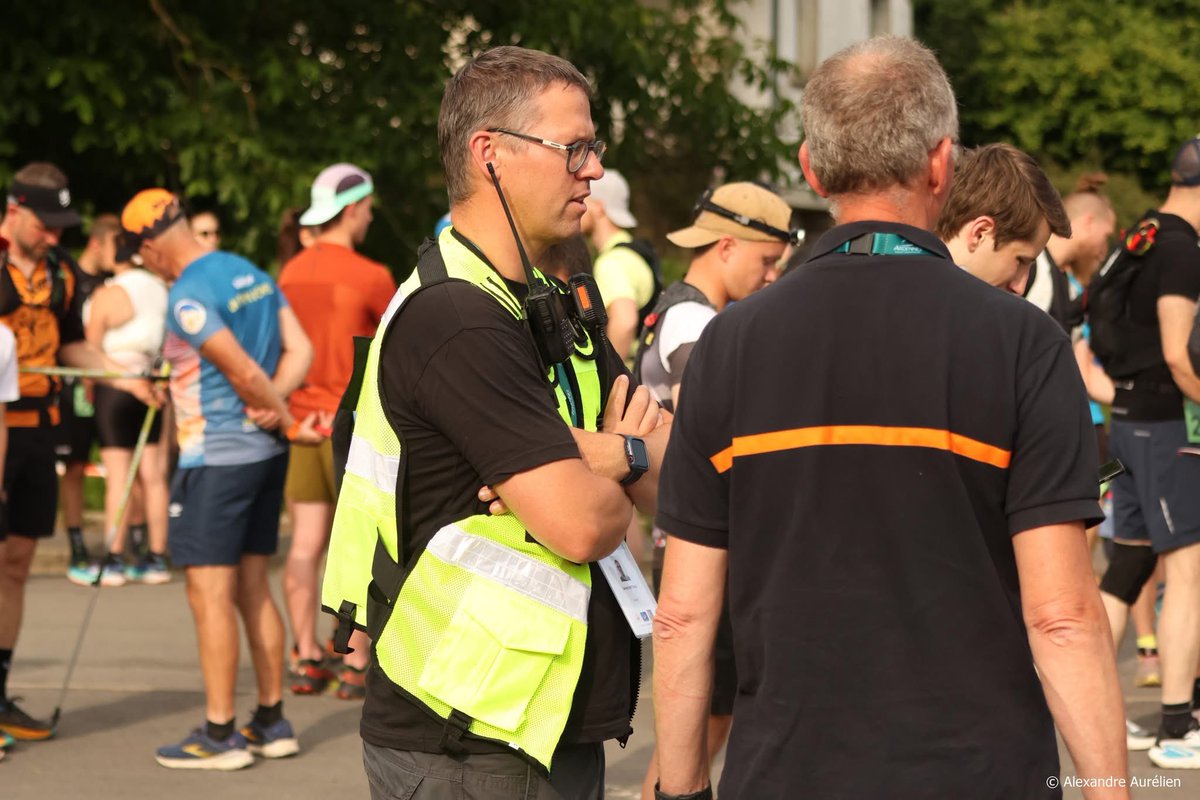 ADRASEC08's tweet photo. 📡 Mission réussie pour l’#ADRASEC08 à l’#ArdennesMegaTrail !
Du vendredi au samedi minuit, nos bénévoles ont assuré la mise en place d’un réseau radio sécurité efficace 💪 🗼

#RadioSécurité #Bénévolat #Sécurité #Secours #ADRASEC https://t.co/sDcu8KFjXN