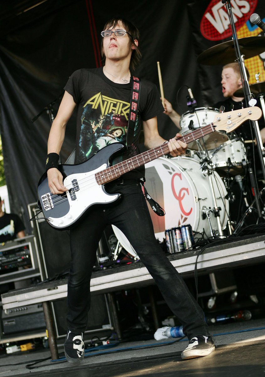 The MCR Archive (@the_mcr_archive) on Twitter photo 6/22/2005: <a href="/MCRofficial/">My Chemical Romance</a> play on @vanswarpedtour in Bonner Springs, KS🩸
Explore all of the photos and videos from this day on our website! themcrarchive.com🩸 #Revenge20
📸 via Jason Squires 6/22/2005: <a href="/MCRofficial/">My Chemical Romance</a> play on @vanswarpedtour in Bonner Springs, KS🩸
Explore all of the photos and videos from this day on our website! themcrarchive.com🩸 #Revenge20
📸 via Jason Squires