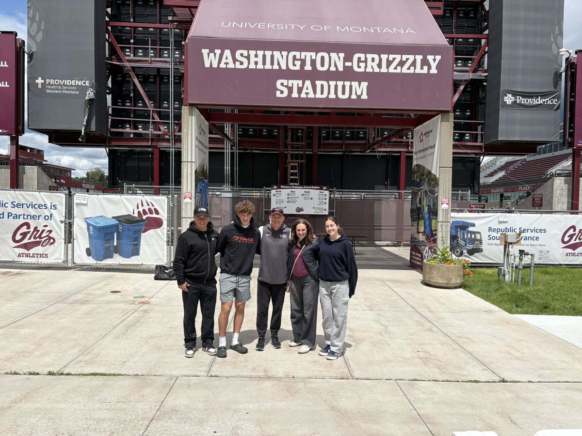 Brandon Bailey (@brand0n_bailey) on Twitter photo Had an amazing experience at <a href="/umontana/">University of Montana</a>!! Blessed to have had the opportunity to showcase my skills. Thank you <a href="/Coach_Hauck/">Coach Bobby Hauck</a> <a href="/CoachBErickson/">Bryce Erickson</a> <a href="/GrizCoachGreen/">Justin Green</a> <a href="/CoachPease/">Brent Pease</a> <a href="/KeatonJ_3/">Keaton Johnson</a> <a href="/CoachMLinehan/">Mike Linehan</a> for the opportunity!
<a href="/_coach_garcia/">Edgar García</a> <a href="/FootballNorthca/">Football North 🇨🇦</a> <a href="/coachlalonde_/">Jamie Lalonde</a> <a href="/Flightclub1/">Flight Club Academy</a> Had an amazing experience at <a href="/umontana/">University of Montana</a>!! Blessed to have had the opportunity to showcase my skills. Thank you <a href="/Coach_Hauck/">Coach Bobby Hauck</a> <a href="/CoachBErickson/">Bryce Erickson</a> <a href="/GrizCoachGreen/">Justin Green</a> <a href="/CoachPease/">Brent Pease</a> <a href="/KeatonJ_3/">Keaton Johnson</a> <a href="/CoachMLinehan/">Mike Linehan</a> for the opportunity!
<a href="/_coach_garcia/">Edgar García</a> <a href="/FootballNorthca/">Football North 🇨🇦</a> <a href="/coachlalonde_/">Jamie Lalonde</a> <a href="/Flightclub1/">Flight Club Academy</a>
