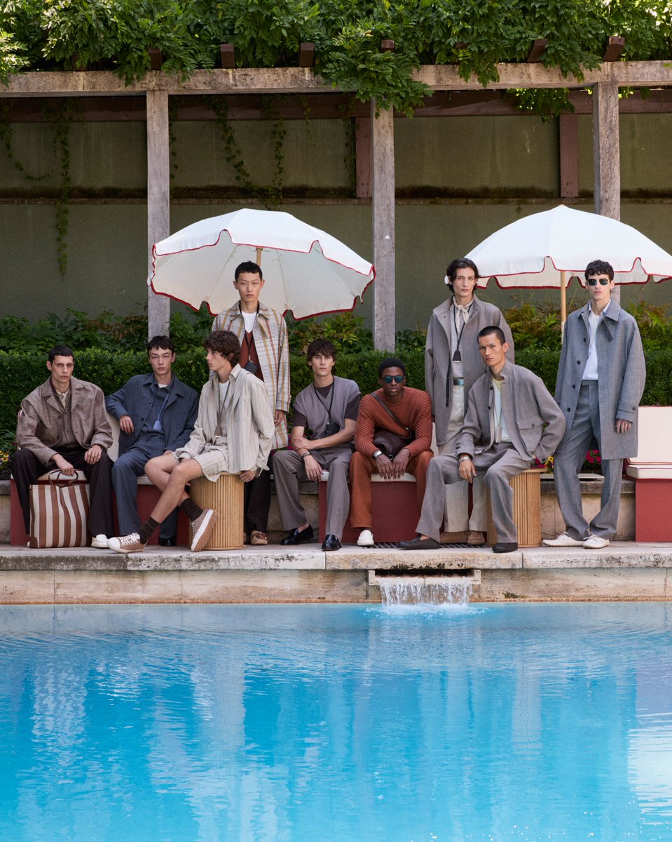 Welcome to the Tod’s Gommino Club. 
Where conviviality and effortless elegance come together in an experience that celebrates the Italian spirit. 
Spring-Summer 2026 Men’s Collection.
Creative Director: Matteo Tamburini 
 #TodsSS26 #GomminoClub #Tods