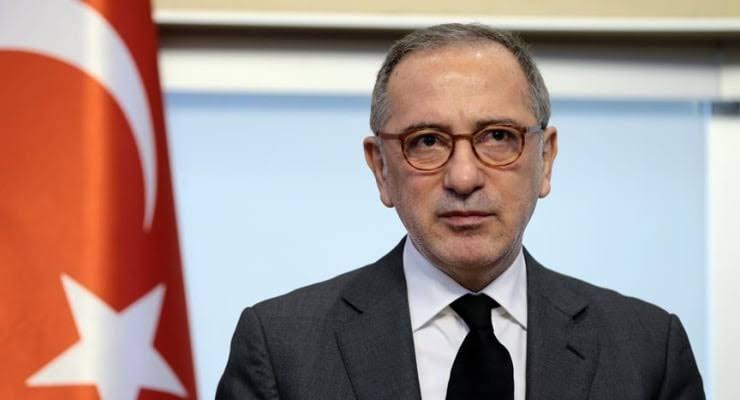 Fatih Altaylı gazetecidir. Gazetecilik suç değildir!
Bu, basın özgürlüğüne karşı açık bir darbedir.
Gazetecileri susturma girişimine, gözdağınıza asla boyun eğmeyeceğiz.
Gerçeği susturamazsınız!
#GazetecilikSuçDeğildir 
#BasınÖzgürlüğü