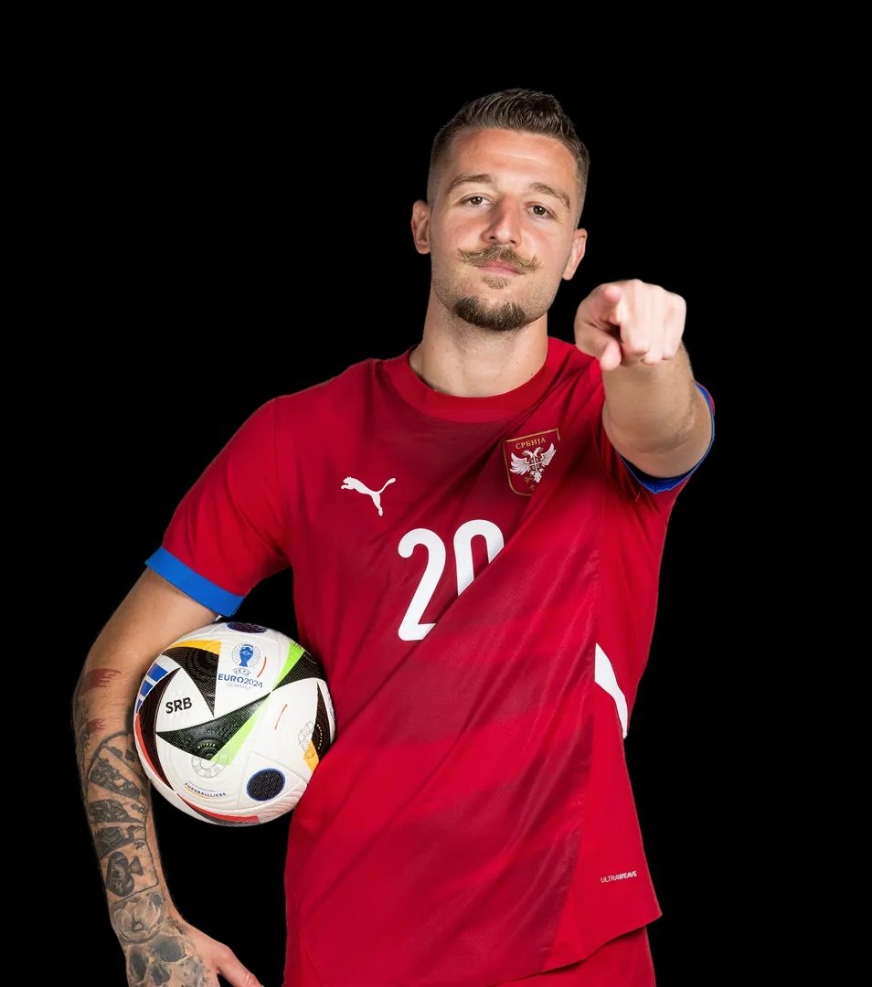 📢 SÖYLENTİ!

🔹 Teknik Direktör Jose Mourinho, eski gözdesi Sergej Milinkovic-Savic'i Fenerbahçe'de görmek istiyor.

🔹 Fenerbahçe yönetimi ise Al Hilal'in Youssef En-Nesyri ile ilgilenmesini fırsat olarak değerlendiriyor.

🇷🇸 Uyruk: Sırbistan
🎂 Yaş: 30
🛡️ Mevki: Orta Saha