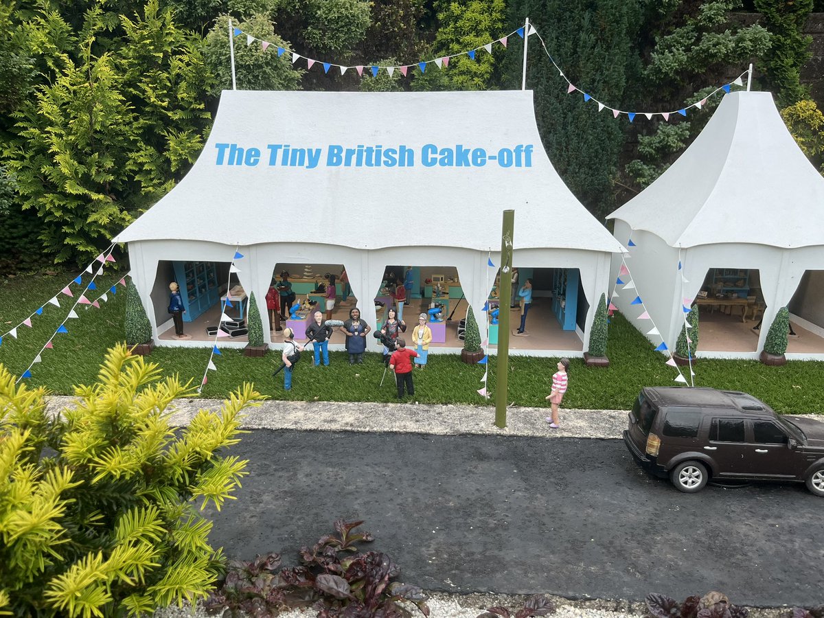 maidstone881's tweet photo. Definitely the best part of Babbacombe Model Village @BritishBakeOff https://t.co/Axh35sFqo6