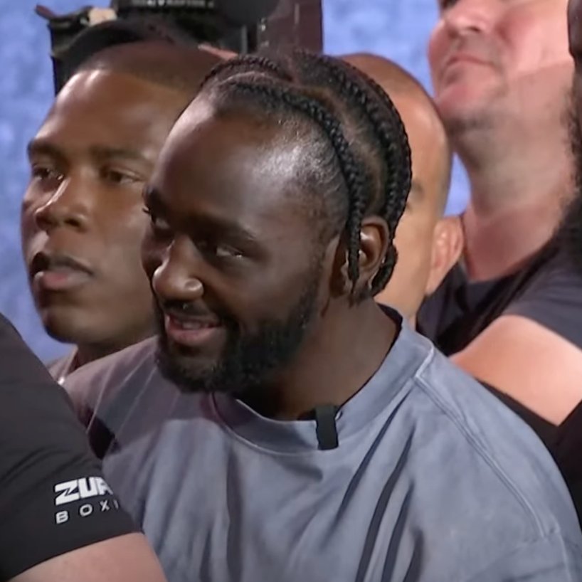 netflix's tweet image. CANELO ÁLVAREZ vs. TERENCE CRAWFORD

Saturday, September 13
LIVE on Netflix
#CaneloCrawford