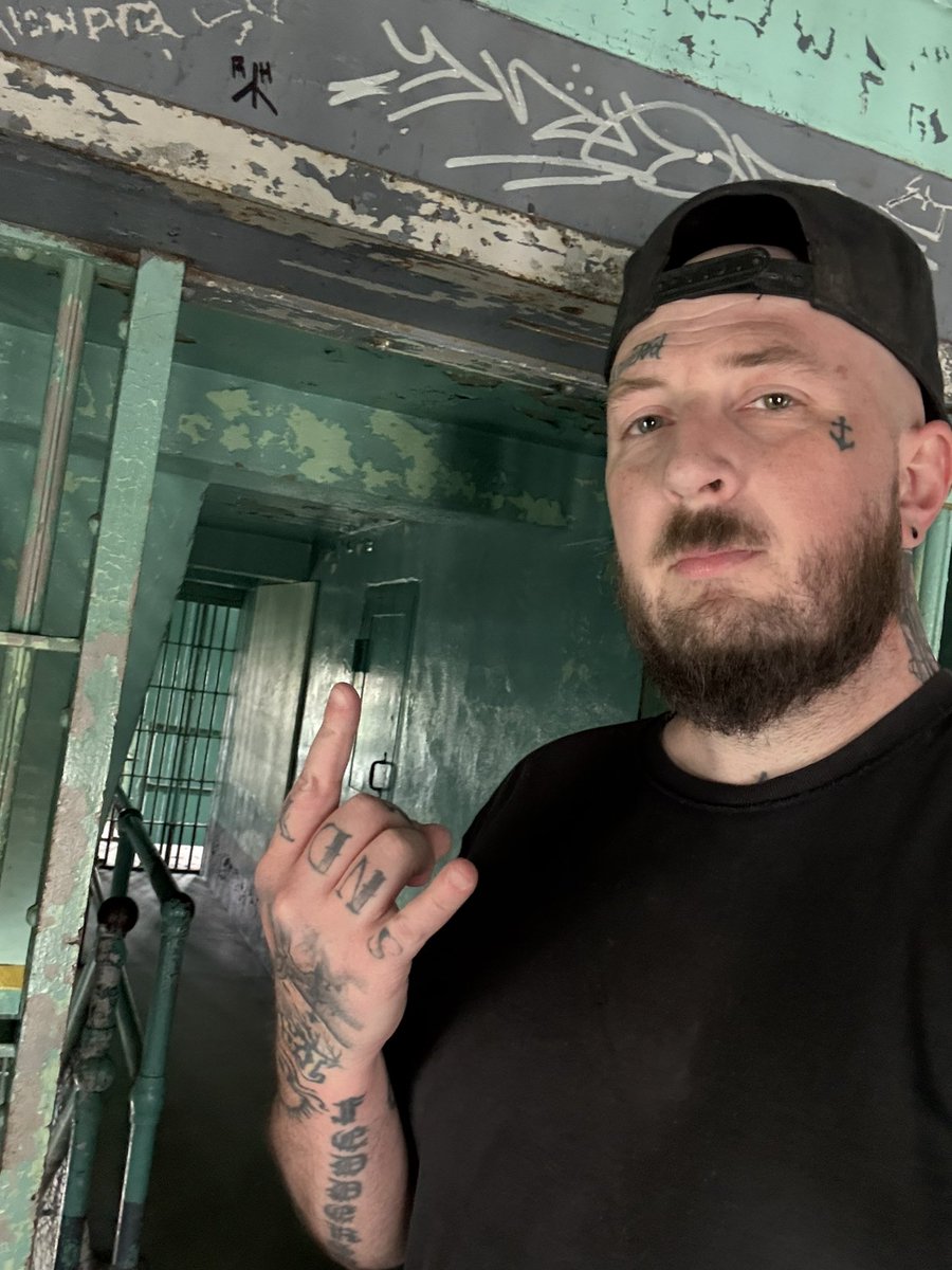 ParanormalTylr's tweet photo. I have seen some amazing places recently!
#ghost #haunted #paranormaltyler #paramaniac #paramaniacfamily #hauntedplaces #ghosttown #abandoned #scary #creepy #fyp #fypp #foryoupage #viralreels #viralshorts #nevada #idaho #utah #wyoming #eureka #modena #pioche #virginiacity #gooding