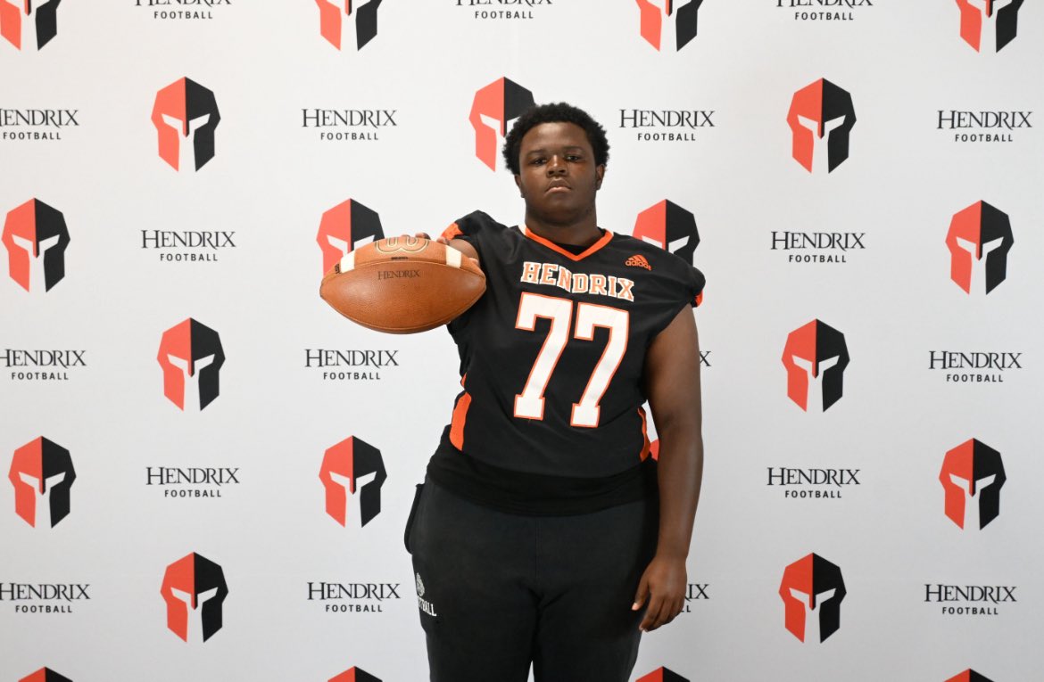 Harris_Tyler77's tweet image. Had an amazing time today on my OV to @HendrixFootball thank you @CoachPete19 @CoachKT_ @RussHeidiSLC and the Hendrix coach staff for the hospitality I can’t wait to come back !!! @TheCoachBear48 @Madhousefit @_coachbrs @CoachMorton28 @CoachFagan_5 @we2_football @CoachDockins