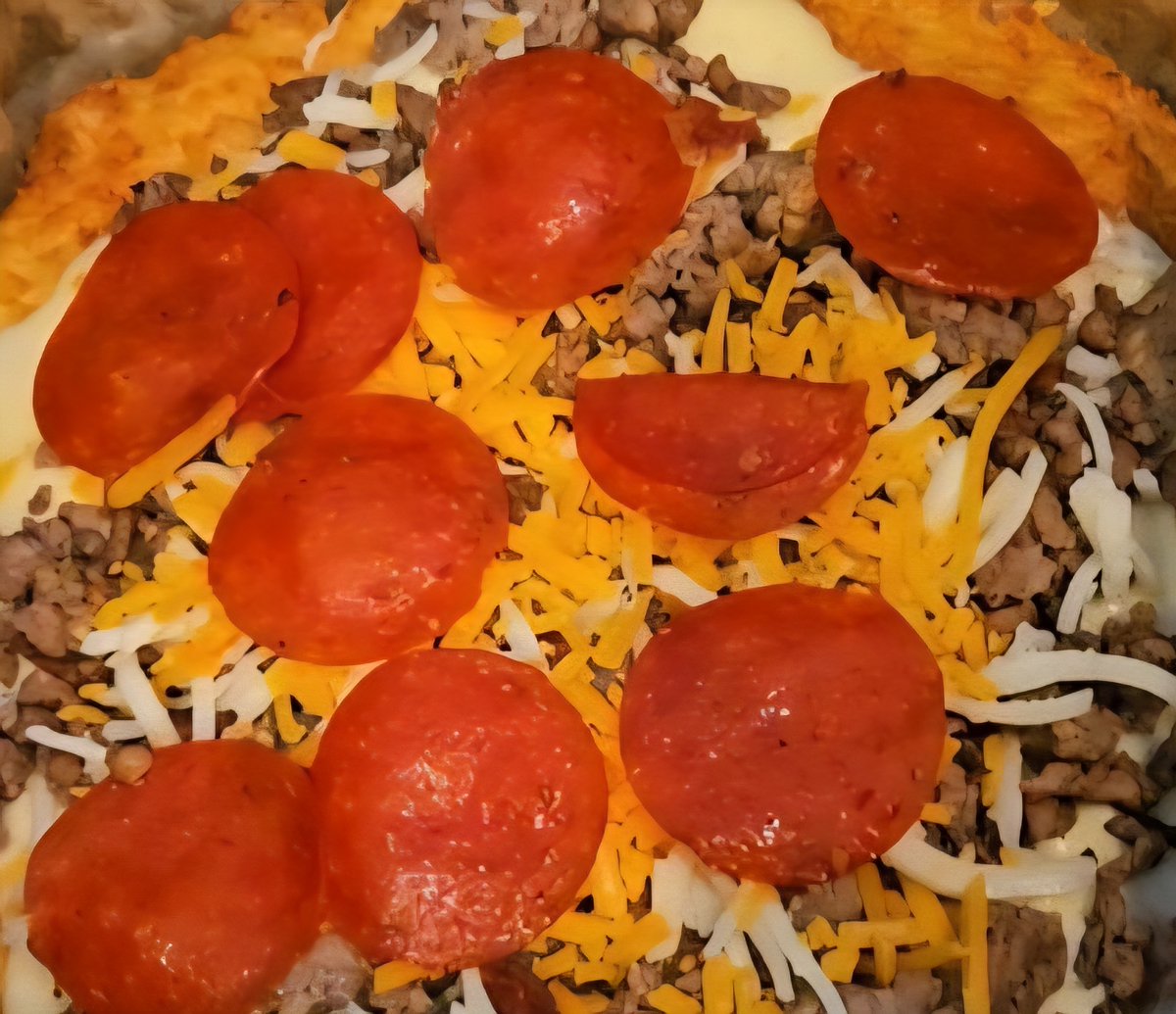 alison_joh46911's tweet image. Made a CRAZY carnivore pizza! 🥩🍕 No veggies, all meat—check it out on YouTube:  youtu.be/Sf8cHPm3VJo
#CarnivoreDiet #PizzaHack