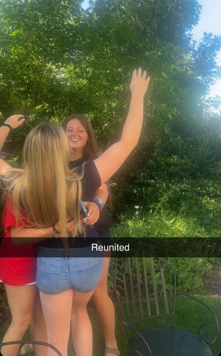 What a great afternoon with my people 🥹my heart is so full. Forever grateful for my glory family