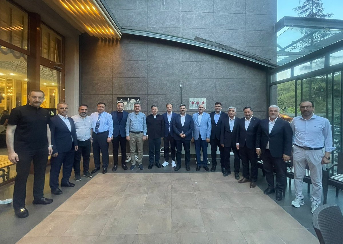 Faruk Bülent Kablan (@fbulentkablann) on Twitter photo 📍 Ankara
Bölge Koordinatörümüz, Sivas Milletvekilimiz Sn. <a href="/hakanaksu058/">Hakan AKSU 🇹🇷</a> , İl Koordinatörümüz Adana Milletvekilimiz Sn. <a href="/farukaytek/">Faruk Aytek</a> ve Bölge İl Başkanlarımızın katılımıyla düzenlenen bölge toplantısına katılım sağladık.
AK Parti teşkilatları olarak; istişare, planlı çalışma ve 📍 Ankara
Bölge Koordinatörümüz, Sivas Milletvekilimiz Sn. <a href="/hakanaksu058/">Hakan AKSU 🇹🇷</a> , İl Koordinatörümüz Adana Milletvekilimiz Sn. <a href="/farukaytek/">Faruk Aytek</a> ve Bölge İl Başkanlarımızın katılımıyla düzenlenen bölge toplantısına katılım sağladık.
AK Parti teşkilatları olarak; istişare, planlı çalışma ve