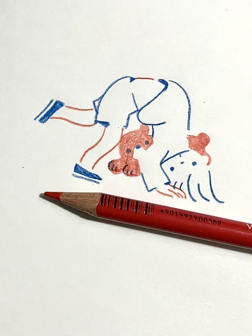 赤青鉛筆で描いています