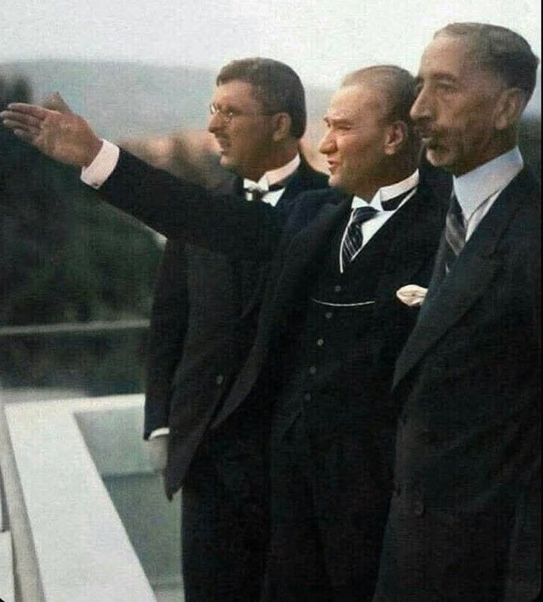 Araplaşmak isteyen varsa, şuradan Afganistan’a doğru yol var..😂