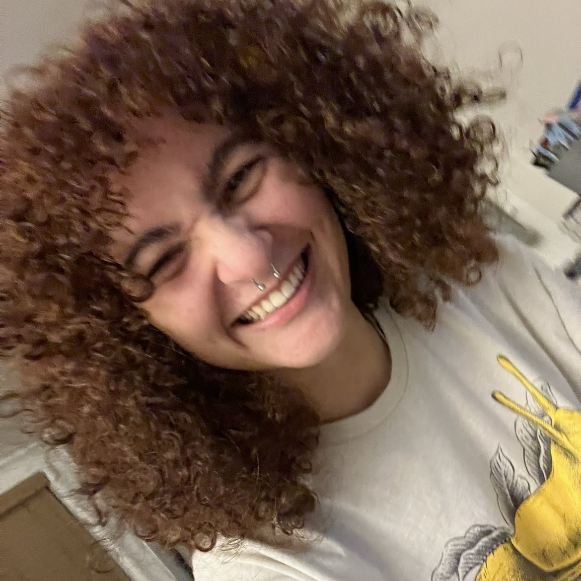 hi cuties :P
#totemtwtselfieday