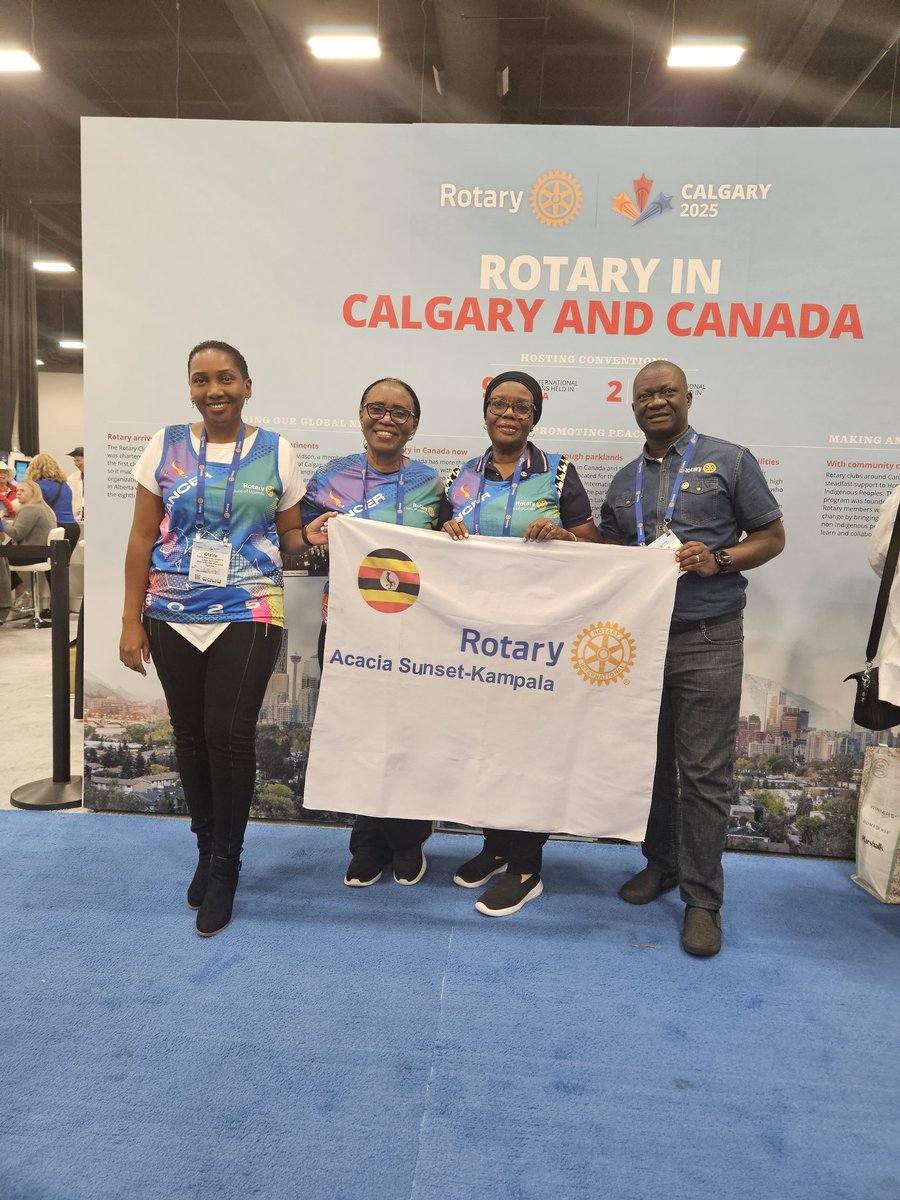 RotaryAcaciasu1's tweet image. RC Acacia Sunset team members at @Rotaryinternational convention Calgary Canada