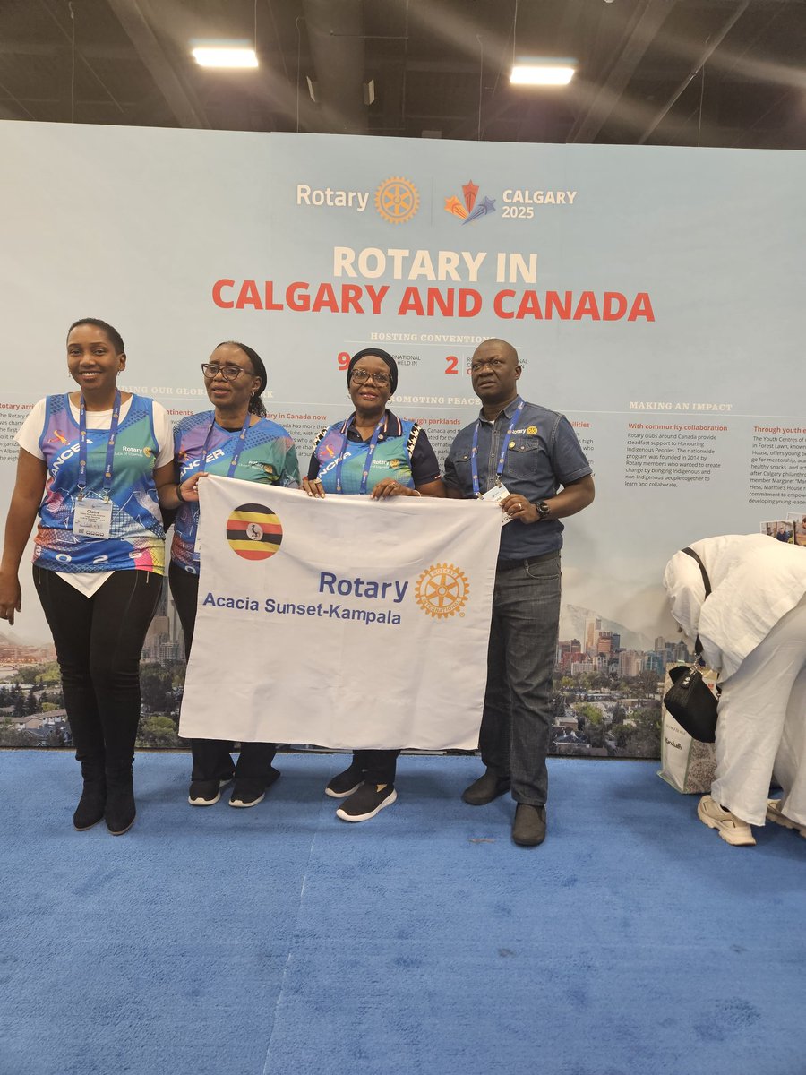 RotaryAcaciasu1's tweet image. RC Acacia Sunset team members at @Rotaryinternational convention Calgary Canada