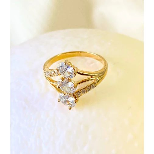 LojasOficiais's tweet photo. 💍 Brilhe em todos os detalhes!

Conheça nossa coleção de anéis banhados em ouro amarelo e ouro rosé — modelos versáteis, modernos e apaixonantes 😍

✅ Acabamento impecável
📦 Pronta entrega
🛒 Confira todos: https://t.co/yPn51IzE5k

#AnéisFemininos #JoiasDelicadas #Acessórios https://t.co/LxuTWDquFE