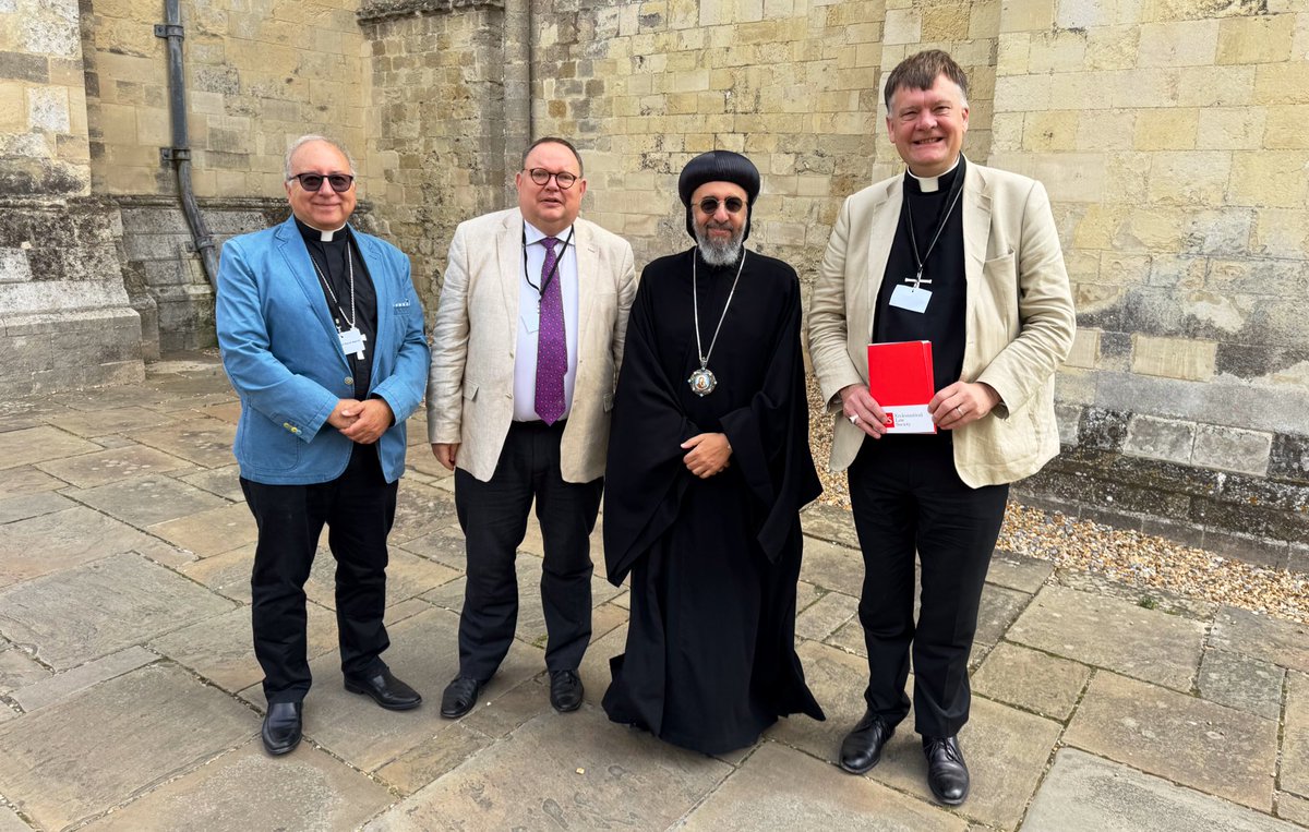 BishopAngaelos's tweet photo. As part of the @EccLawSoc conference marking the 1700th Anniversary of the Council of Nicaea at @ChiCathedral, honoured to be interviewed by my dear brother and friend @BishopOfFulham, Jonathan Baker, on the history and ministry of the Coptic Orthodox Church, its theology, and its particular perspective on Christology and the Council of Nicaea, with an opportunity to also receive questions from attendees. 

A joy, as ever, to attend the Cathedral Service, as one of its Ecumenical Canons, and spend time with many dear fiends there, including @MarkHillKC and Bishop David Hamid.