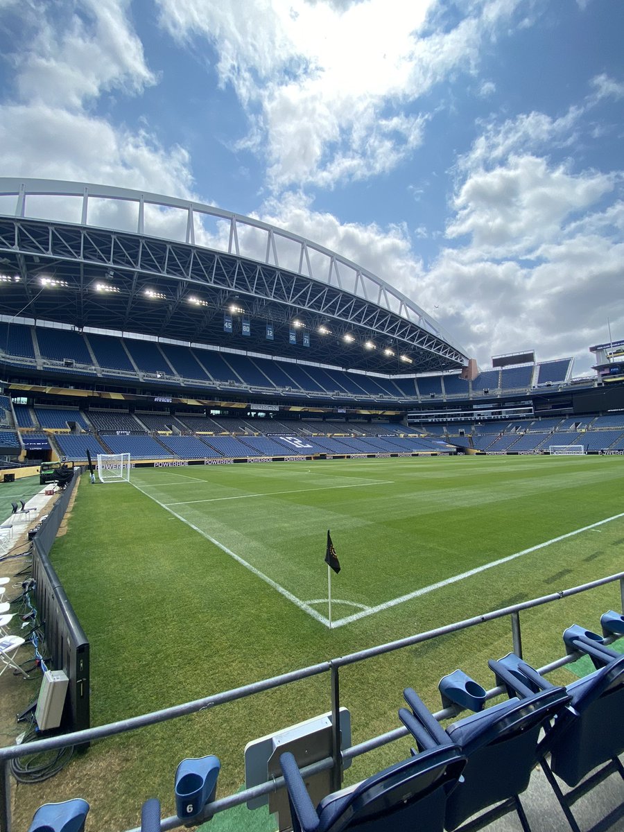 🏟️ Lumen Field
📍Seattle

C’est ici que le PSG affrontera Seattle demain, 12h00 heure locale ⚡️

Capacité : 68 740

Avec cette tribune triangulaire… magnifique 🤩 

#FIFAClubWorldCup 
#SEAPSG