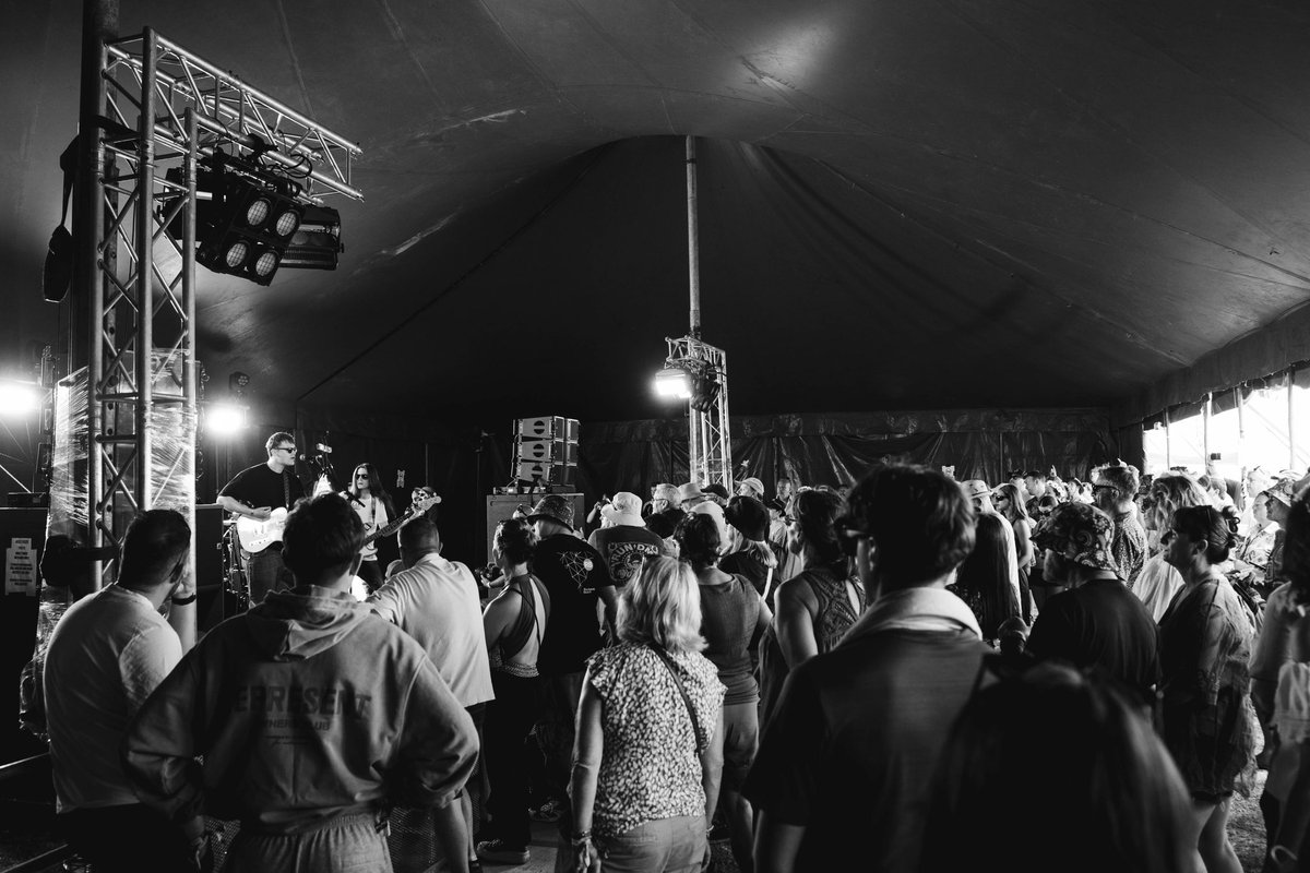 ISLE OF WIGHT FESTIVAL 🤯🤯🥹🎪

Thankyou for coming out to see us this afternoon and packing out that tent, it was a pleasure…

Nice one <a href="/This_Feeling/">This Feeling</a> for having us on 💙