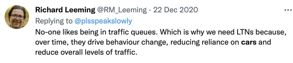 DulwichCleanAir's tweet image. Your regular reminder that the cllr for Dulwich Village was one of those proponents pushing the falsehood of evaporation.
Here we are 5 years later and Croxted Rd remains a toxic car park while the Dulwich LTN is active.
When do we get an apology from the cllr for his lies?